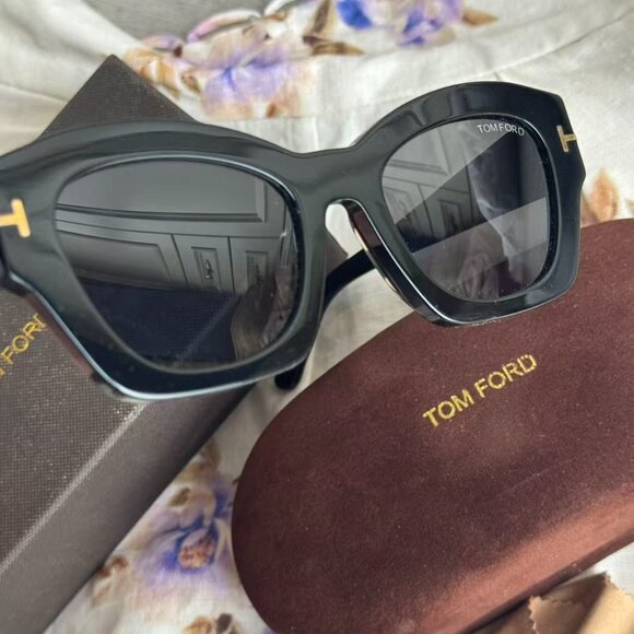 Tom ford sunglasses - Picture 8 of 9